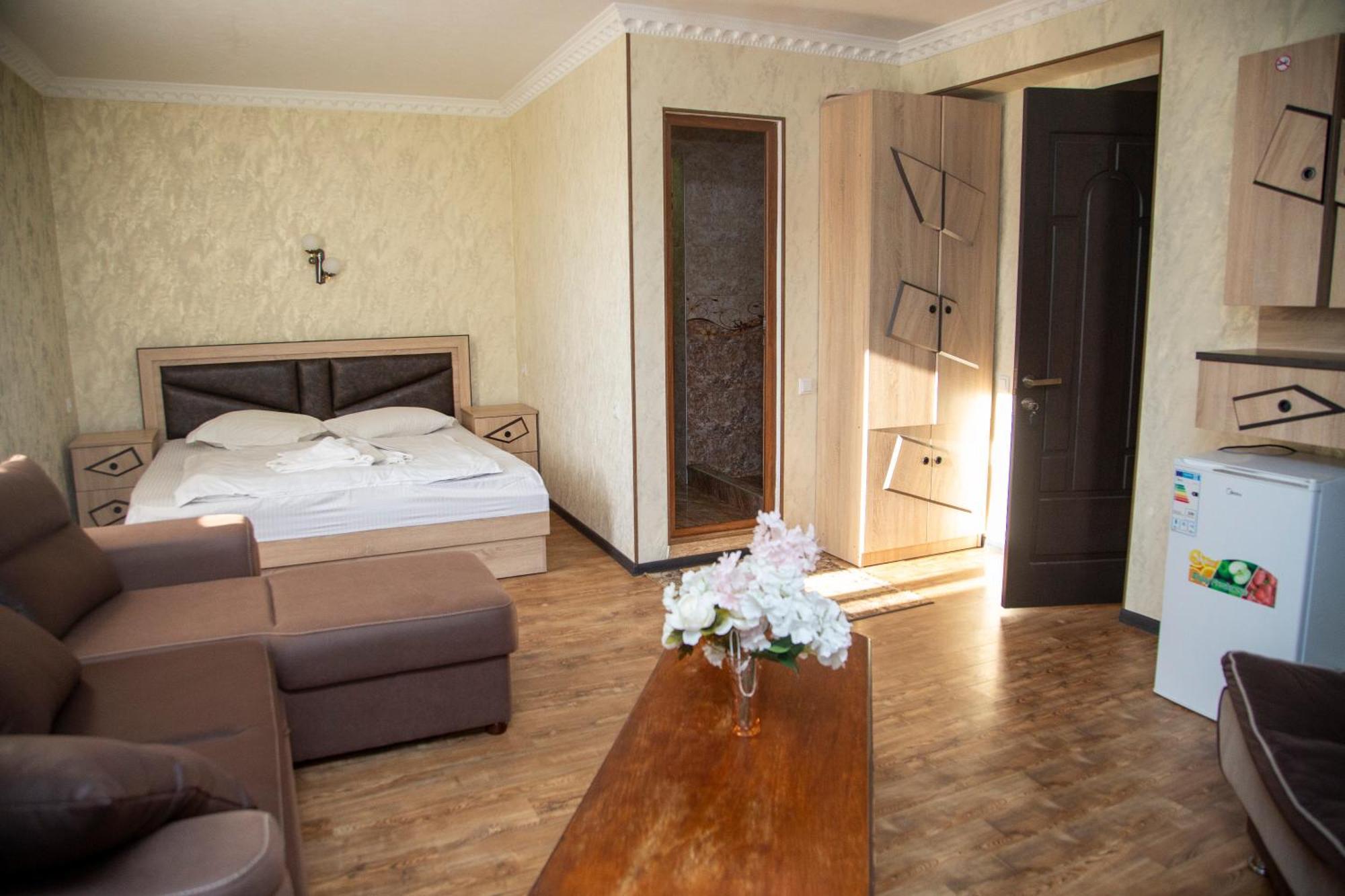 Fish Hotel Akhalkalaki Екстер'єр фото