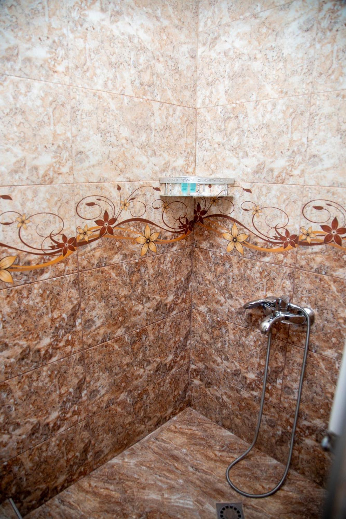 Fish Hotel Akhalkalaki Екстер'єр фото